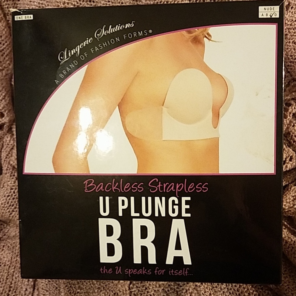 Backless strapless U plunge bra